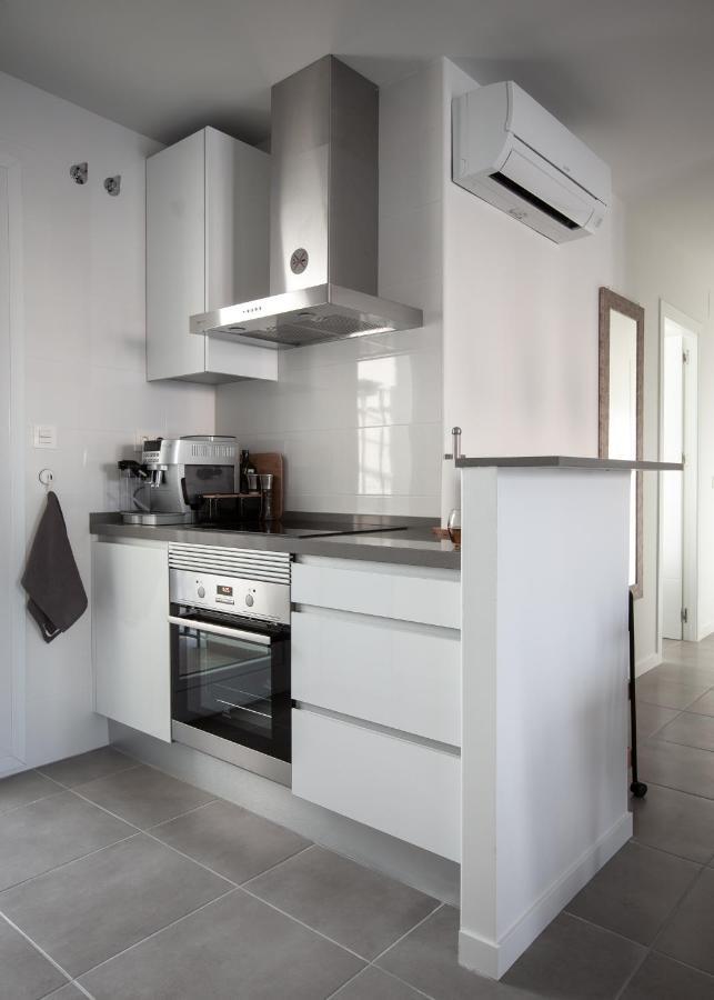 Sunny Apartment In Denia With Outdoor Swimming Pool And Garage Parking Place Included, 300M From The Sandy Beach Dış mekan fotoğraf