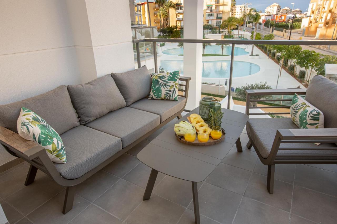 Sunny Apartment In Denia With Outdoor Swimming Pool And Garage Parking Place Included, 300M From The Sandy Beach Dış mekan fotoğraf
