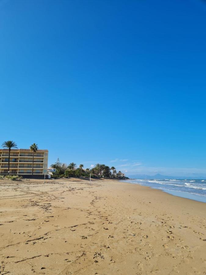 Sunny Apartment In Denia With Outdoor Swimming Pool And Garage Parking Place Included, 300M From The Sandy Beach Dış mekan fotoğraf